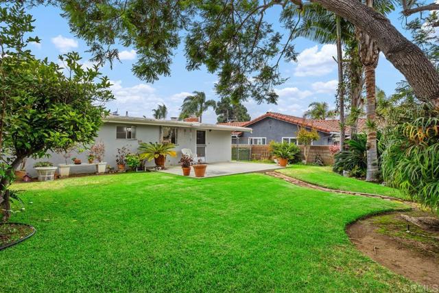 Detail Gallery Image 6 of 30 For 1230 Tamarack Ave, Carlsbad,  CA 92008 - 3 Beds | 2 Baths