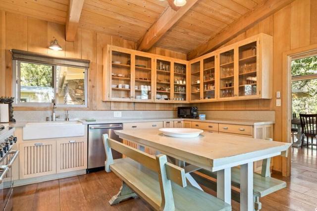 25630 Sunrise Drive, Idyllwild CA: https://media.crmls.org/mediaz/5b73d630-e9bf-48d4-bd3f-6d3c49d03757.jpg