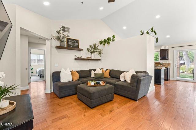 MLS #V1-35543 image #3