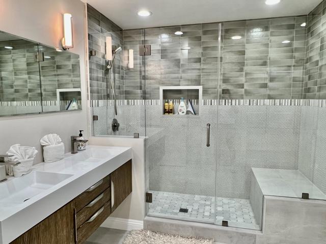 76850 Sandpiper Drive, Indian Wells CA: https://media.crmls.org/mediaz/5b760ffa-9430-43b0-b8ec-9763044f06b0.jpg
