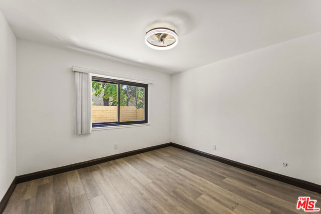 9724 Bothwell Road, Northridge CA: https://media.crmls.org/mediaz/5b76d541-2063-48d6-87d0-4ba578b3f86b.jpg