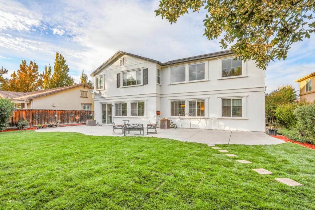 5B778De6 1Af8 41Aa 9C00 B408428Ede58 310 Ashlee Avenue, Tracy, Ca 95391 &Lt;Span Style='BackgroundColor:transparent;Padding:0Px;'&Gt; &Lt;Small&Gt; &Lt;I&Gt; &Lt;/I&Gt; &Lt;/Small&Gt;&Lt;/Span&Gt;