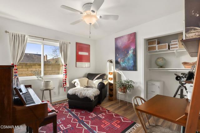 3348 Holloway Street, Newbury Park CA: https://media.crmls.org/mediaz/5b77c84e-ec64-475b-a64f-3855f073162b.jpg