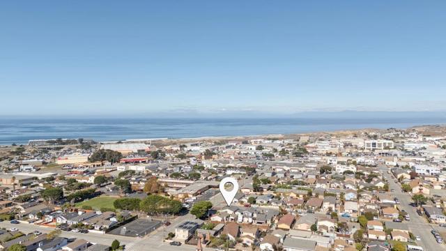 1440 Contra Costa Street, Seaside CA: https://media.crmls.org/mediaz/5b77fc8e-3c30-414e-84b2-33b5f528cd29.jpg