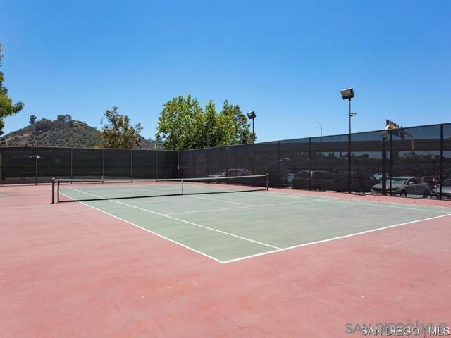 5962 Rancho Mission RD, San Diego CA: https://media.crmls.org/mediaz/5b78833a-5a49-42db-98c2-dbea4277ad4e.jpg