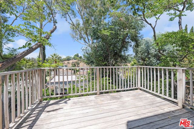 2461 McCready Avenue, Los Angeles CA: https://media.crmls.org/mediaz/5b788d32-08a2-4cd4-bcfa-7fec2a143132.jpg