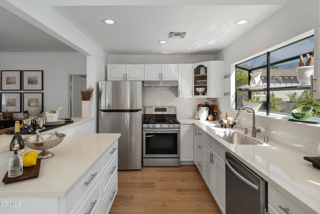 Detail Gallery Image 16 of 38 For 930 N Catalina Ave, Pasadena,  CA 91104 - 2 Beds | 1 Baths