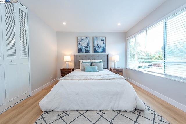 4562 Deerfield Ter, Fremont CA: https://media.crmls.org/mediaz/5b7cb7bf-bc59-481e-bc4d-3afde690cc8c.jpg