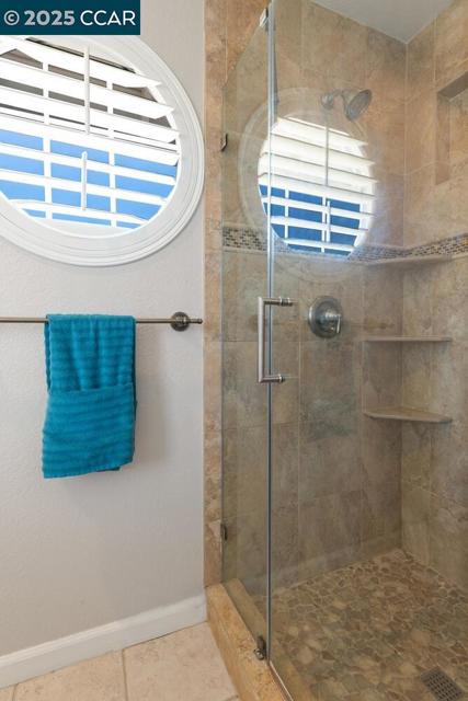 313 Willowwood Ct, Vacaville CA: https://media.crmls.org/mediaz/5b7d9b47-8760-44bd-aa70-b79613bb434b.jpg