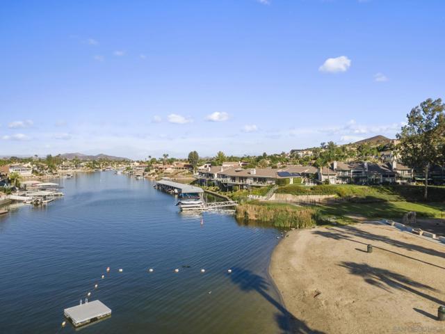 23235 Canyon Lake Dr S, Canyon Lake CA: https://media.crmls.org/mediaz/5b7e0f93-68e7-45ec-b4c7-3d7217c8ca69.jpg