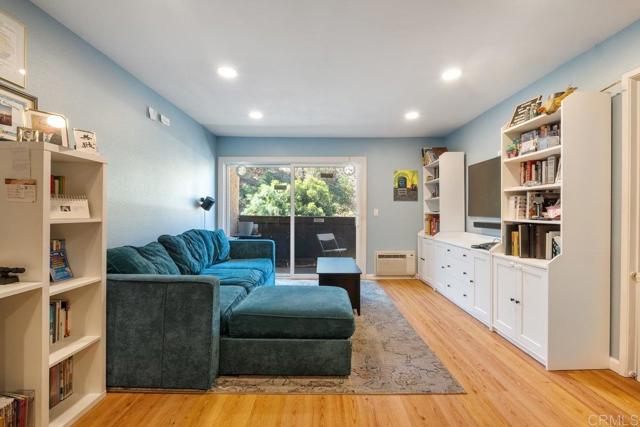 Detail Gallery Image 8 of 14 For 6955 Alvarado Rd #59,  San Diego,  CA 92120 - 2 Beds | 2 Baths