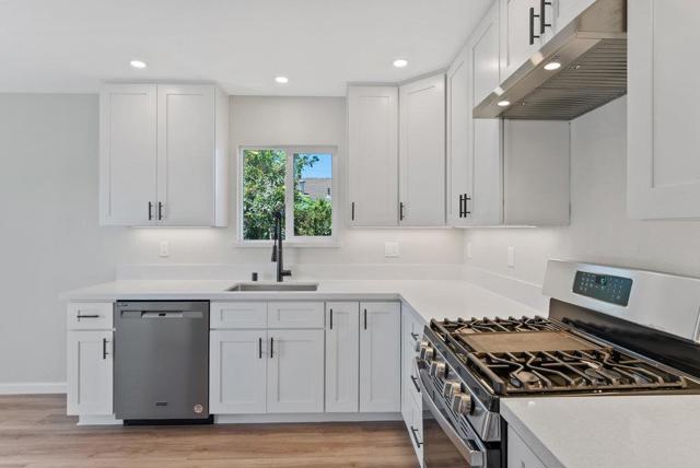 221 Carey Avenue, Freedom CA: https://media.crmls.org/mediaz/5b7ed5f6-52aa-4db7-a41f-7e0b10ef8022.jpg