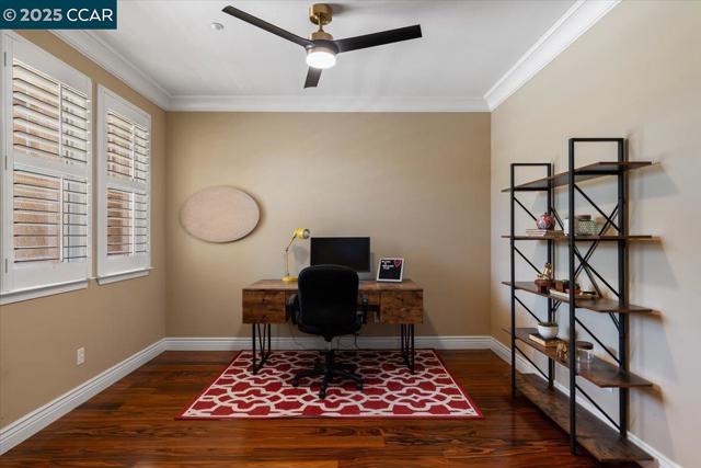 1669 Albani Place, Brentwood CA: https://media.crmls.org/mediaz/5b7f6000-4dd3-4051-be66-0bdb6be801d7.jpg
