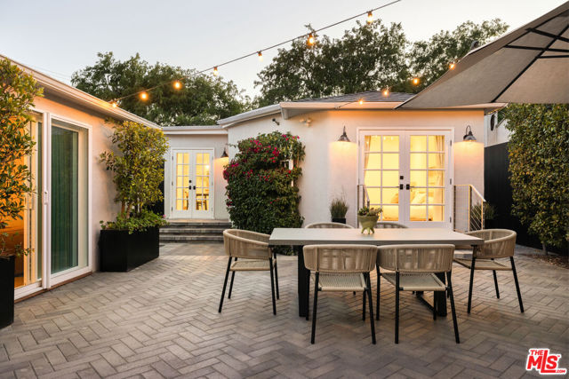 4046 Wasatch Avenue, Los Angeles CA: https://media.crmls.org/mediaz/5b7fba76-2822-48fe-9dc4-14309c3fc10f.jpg