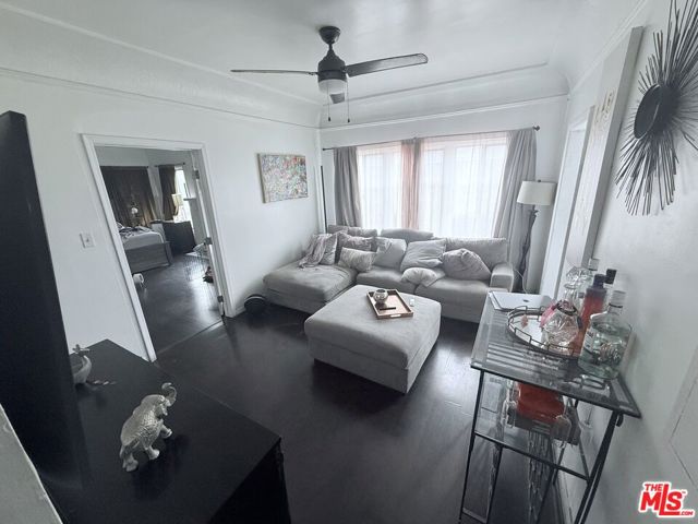 3160 Fairmount Street, Los Angeles CA: https://media.crmls.org/mediaz/5b81a1f8-c73b-45d7-8bca-ed2ebeb844b6.jpg