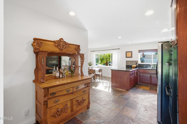 Detail Gallery Image 24 of 61 For 180 Cathy Dr, Newbury Park,  CA 91320 - 4 Beds | 2 Baths