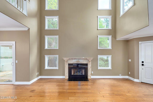 1044 Larry Court, Newbury Park CA: https://media.crmls.org/mediaz/5b82e368-4013-4370-89d4-846ee022536e.jpg