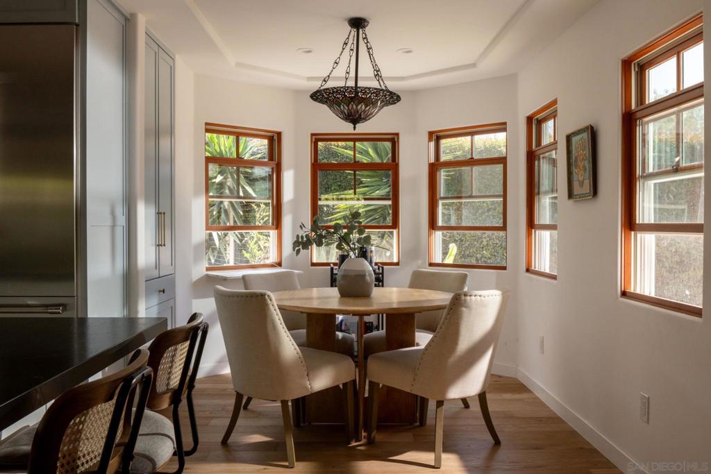 767 Hymettus Avenue - photo 9