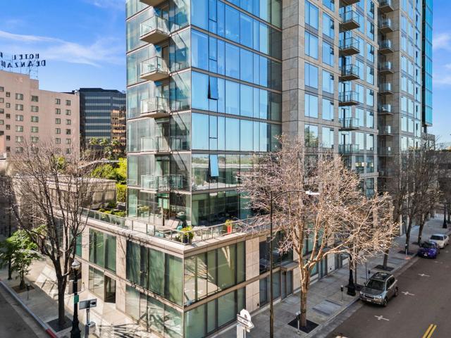 38 N Almaden Boulevard, San Jose CA: https://media.crmls.org/mediaz/5b83666d-3d66-4934-90e7-57d12ad7202c.jpg