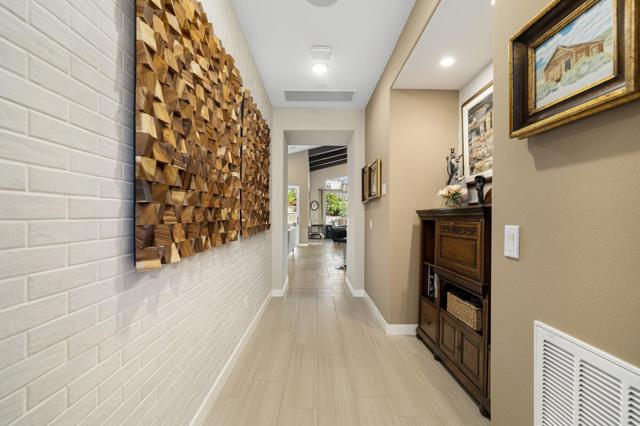 1514 Overpark Lane, Beaumont CA: https://media.crmls.org/mediaz/5b83b3fa-b9c8-4631-b49a-be86d5e9344d.jpg