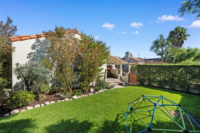 1250 Hauser Boulevard, Los Angeles CA: https://media.crmls.org/mediaz/5b83fdb0-e553-4cbd-a58a-28fbe06b3342.jpg