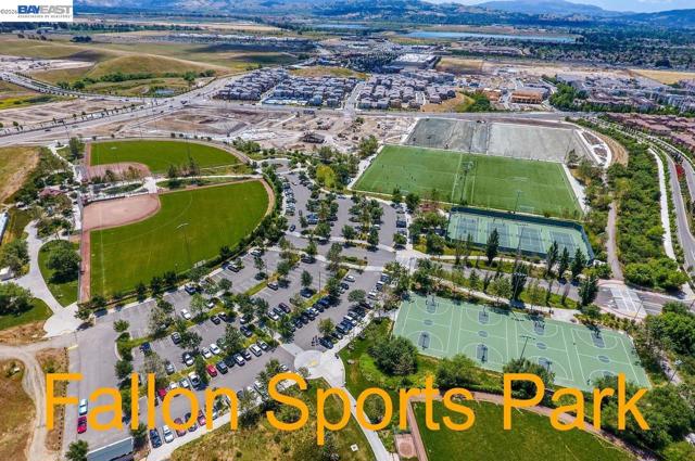 3651 Branding Iron Pl, Dublin CA: https://media.crmls.org/mediaz/5b842061-e108-453a-8c7b-695db623098a.jpg