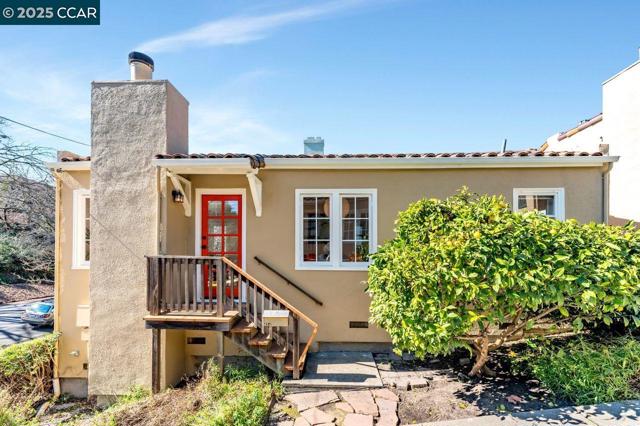 654 Mandana Blvd, Oakland, California 94610, 1 Bedroom Bedrooms, ,1 BathroomBathrooms,Condominium,For Sale,Mandana Blvd,41086148
