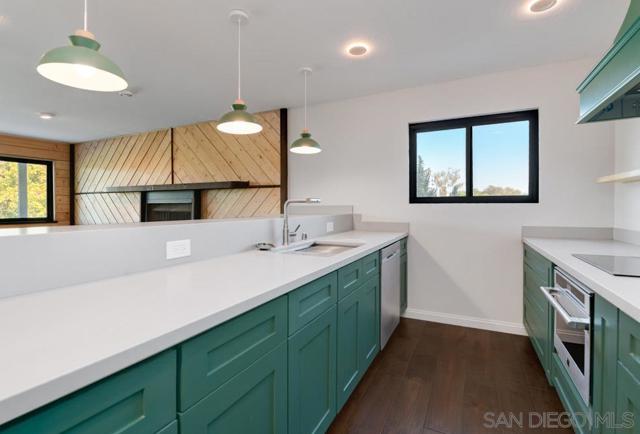 1080 Landavo Rancho Rd, Escondido CA: https://media.crmls.org/mediaz/5b84dc76-2aa0-41c6-a269-1bb0cd16b356.jpg