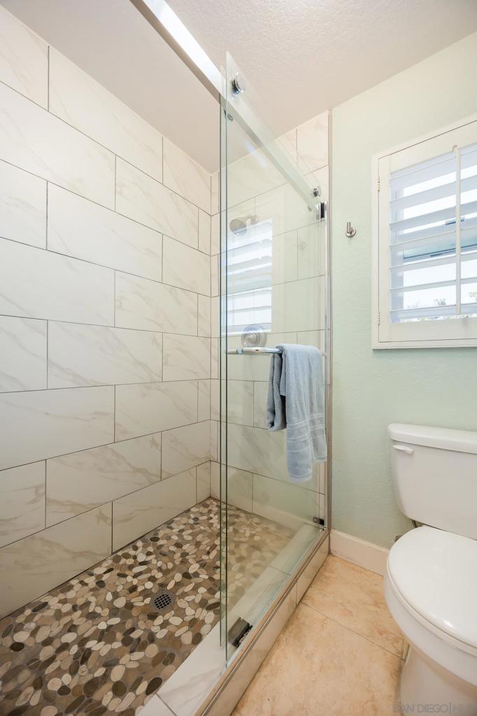 MLS #250036351SD img 16