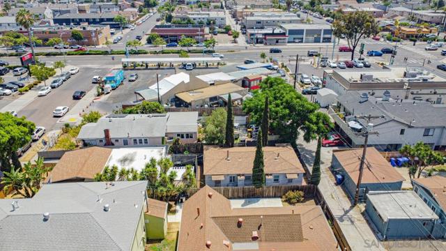 4332 Wilson Ave, San Diego CA: https://media.crmls.org/mediaz/5b85ae3d-c094-4ef7-af31-0d23967fc5e6.jpg