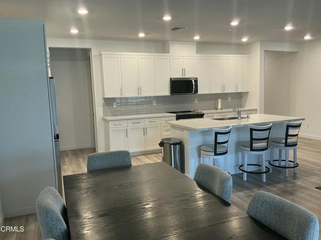 Detail Gallery Image 4 of 24 For 3311 Topaz Ln, Lancaster,  CA 93535 - 3 Beds | 2 Baths