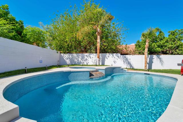 45603 Sutter Creek Road, Indio CA: https://media.crmls.org/mediaz/5b87077a-efe5-4564-9a38-cbcb6ffa783b.jpg