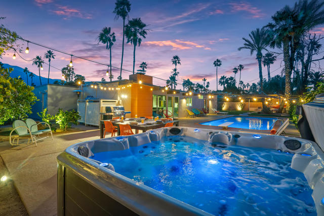 212 N Jill Circle, Palm Springs, CA 92262