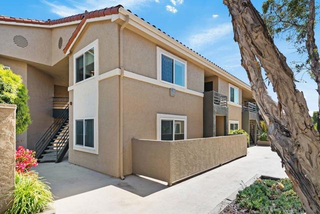 7545 Charmant, San Diego CA: https://media.crmls.org/mediaz/5b87e404-a8bc-4e17-9ef0-36ece0ce41e6.jpg