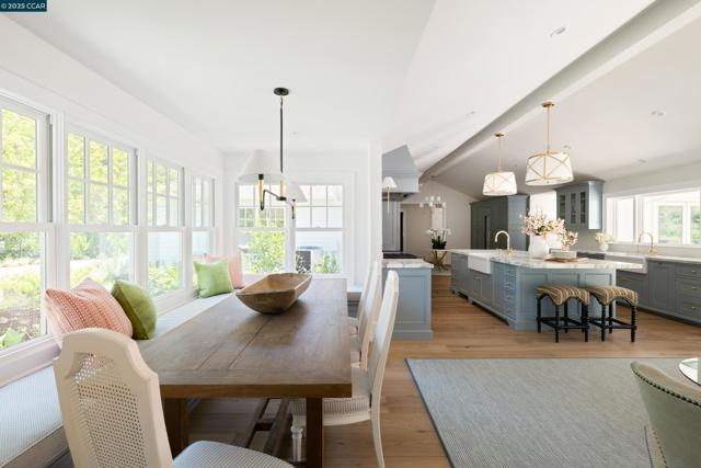 3828 Happy Valley Road, Lafayette CA: https://media.crmls.org/mediaz/5b8812fb-7895-46f7-84cf-70910bc384a9.jpg
