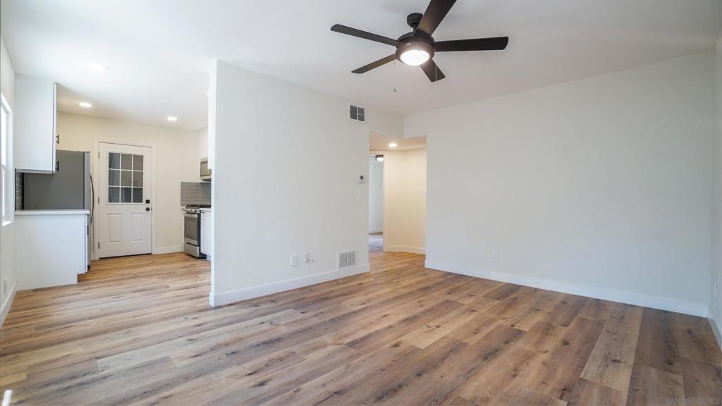 MLS #250042675SD image #19