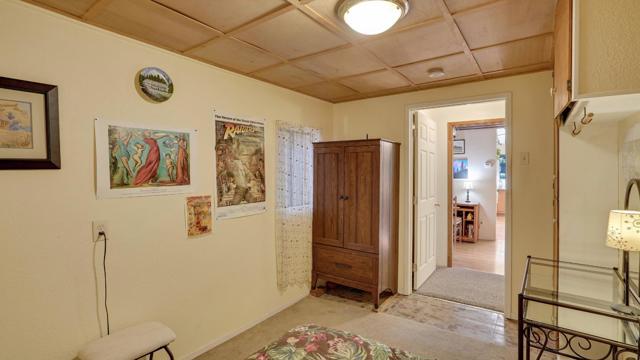 526 Lower Locksley Road, Boulder Creek CA: https://media.crmls.org/mediaz/5b88de49-a792-4eab-abff-ddc5746836fe.jpg