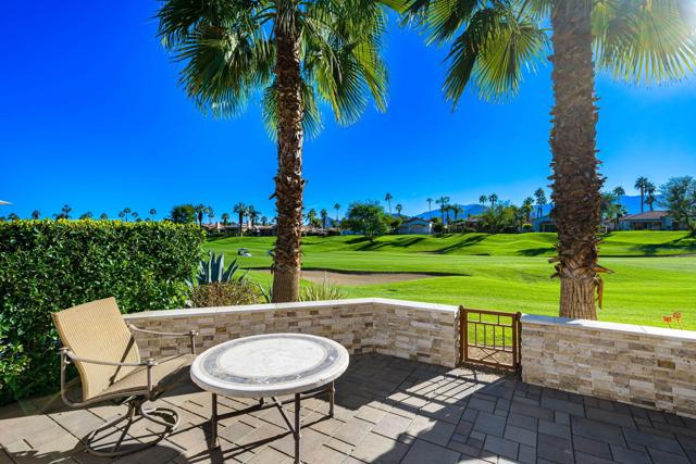 443 Tomahawk Drive, Palm Desert CA: https://media.crmls.org/mediaz/5b8906db-c71c-4d36-a8a9-20f1d1860f82.jpg