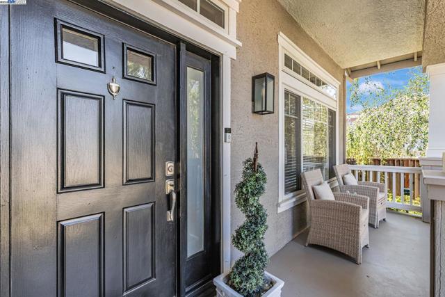 2460 Magnolia Way, Morgan Hill CA: https://media.crmls.org/mediaz/5b893758-9573-41e8-b08a-14fd8d752aca.jpg