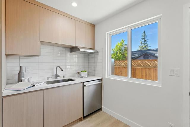 1313 Arleen Avenue, Sunnyvale CA: https://media.crmls.org/mediaz/5b899402-1d8b-4b5b-a458-26f276a16afe.jpg