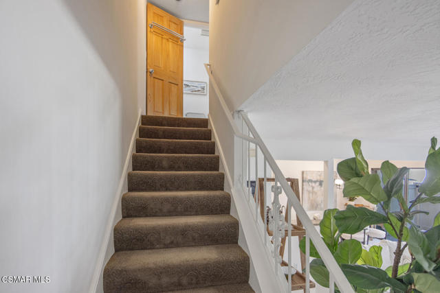 2864 Instone Court, Westlake Village CA: https://media.crmls.org/mediaz/5b89c14d-9643-4a1e-8bfc-15c80e3624c2.jpg