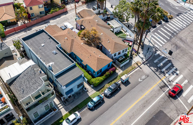 Presenting a rare offering in one of the most desirable locations on the Westside. Currently 3 Apartment Buildings located on a 9920 SF Corner lot at the crossroads of Abbot Kinney and Venice Boulevard. High visibility, high trafficked gateway corner to Venice beach Ideal for multitude of development concepts including restaurant, retail, Mixed-use commercial/multi-family.