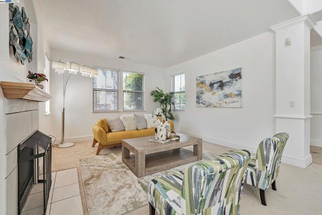 Image 7 of 60 For 5065 Carbondale Way