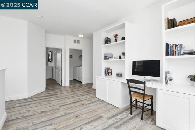 369 Myrtle Ln, Oakley CA: https://media.crmls.org/mediaz/5b8b951e-434b-4251-818c-864fd957e8ee.jpg
