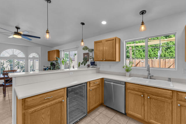 Image 26 of 64 For 52680 Avenida Martinez