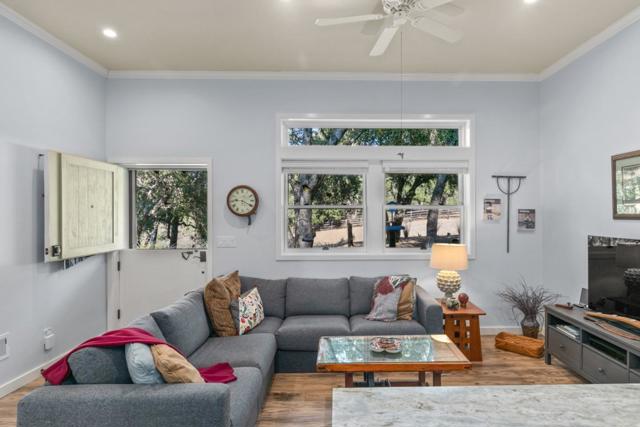 21900 Parrott Ranch Road, Carmel Valley CA: https://media.crmls.org/mediaz/5b8f3d5b-3ebf-4222-9c93-d96d1cd08c61.jpg