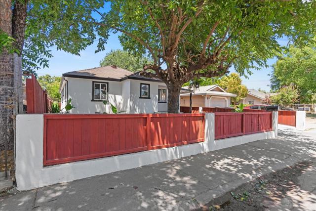 3803 22nd Avenue, Sacramento CA: https://media.crmls.org/mediaz/5b8f4b89-cd6d-4766-9eb7-5e648003ca35.jpg
