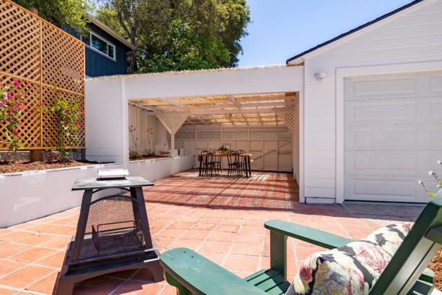 148 Reed Way, Santa Cruz CA: https://media.crmls.org/mediaz/5b8f596c-fd39-4bd3-b701-462c08a0489b.jpg