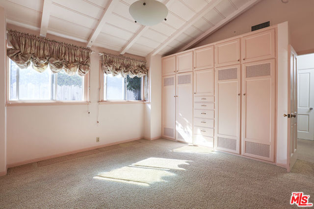1749 Franklin Canyon Drive photo 8