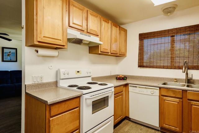 Detail Gallery Image 9 of 15 For 391 Emerald Ave #12,  El Cajon,  CA 92020 - 2 Beds | 1 Baths